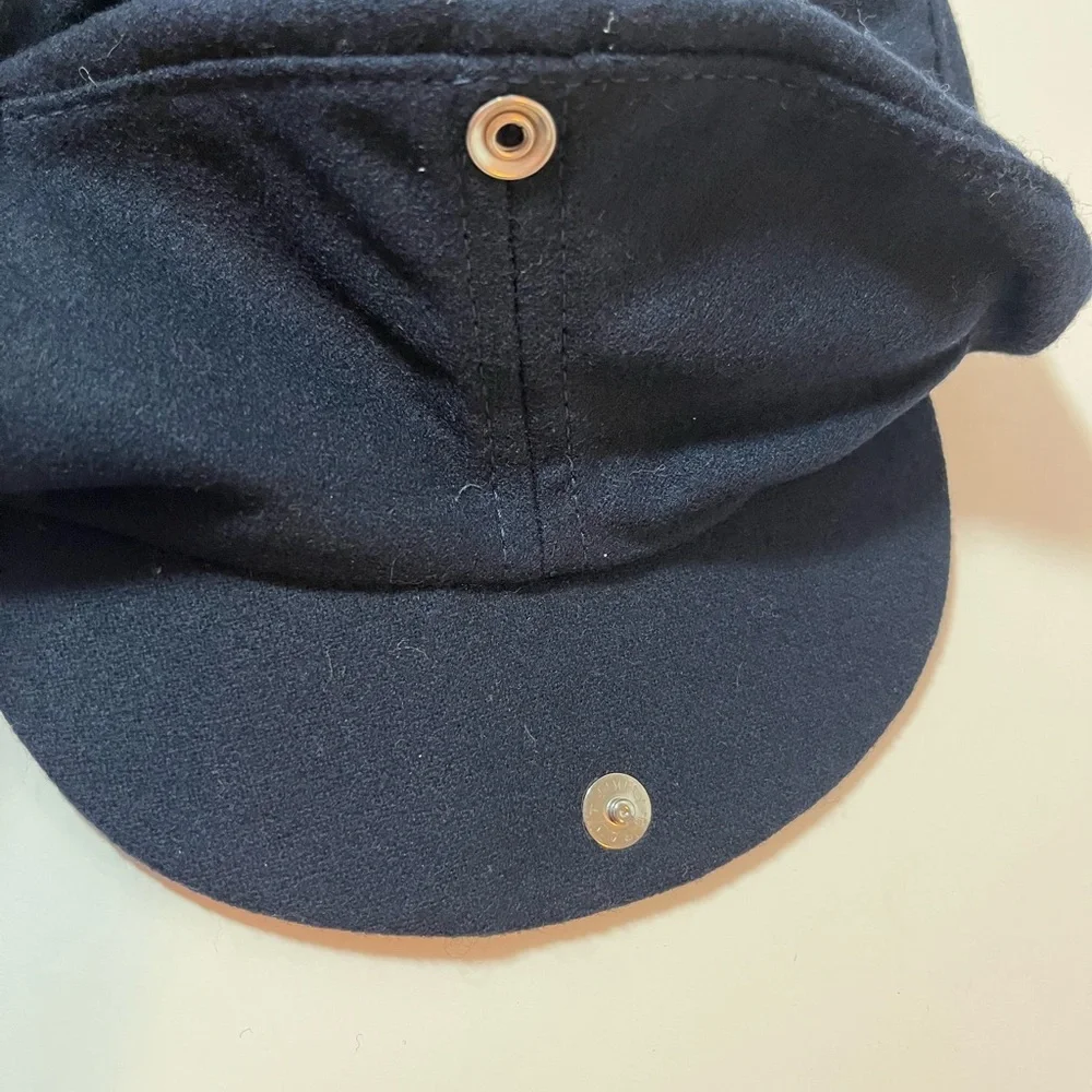 Vintage 1980’s Pendleton Navy Blue Newsboy Cap with Snap Down Brim